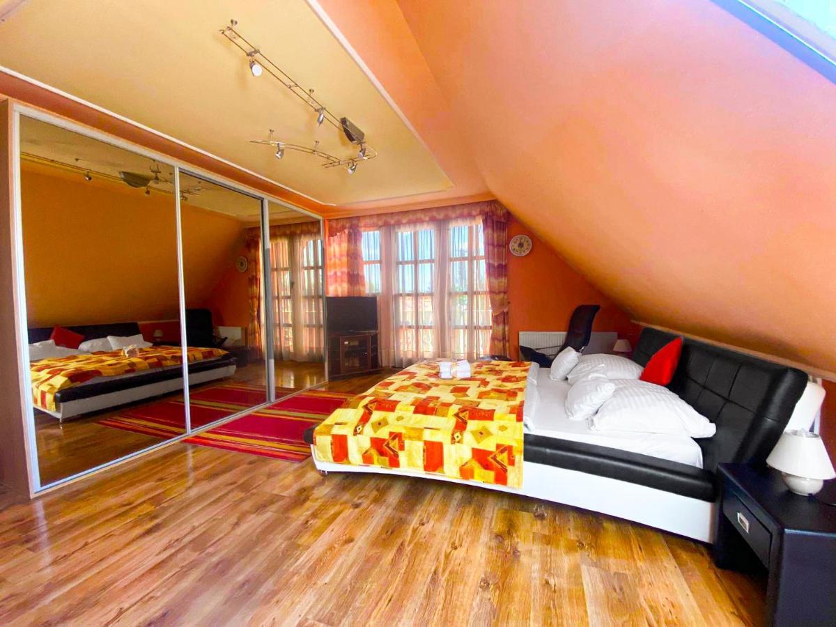 Bajor Panzio Buek-Buekfuerdo, Adults Friendly 12 Plus Exterior foto