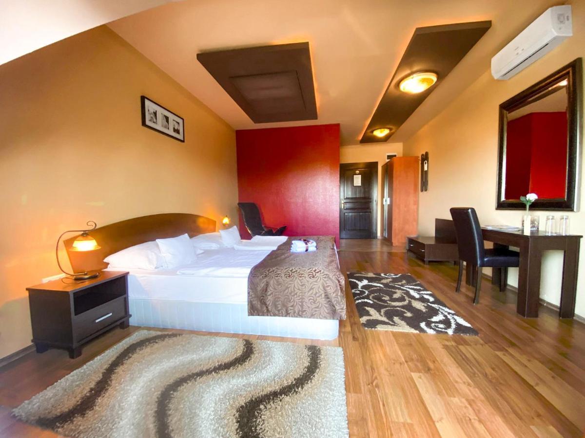 Bajor Panzio Buek-Buekfuerdo, Adults Friendly 12 Plus Exterior foto