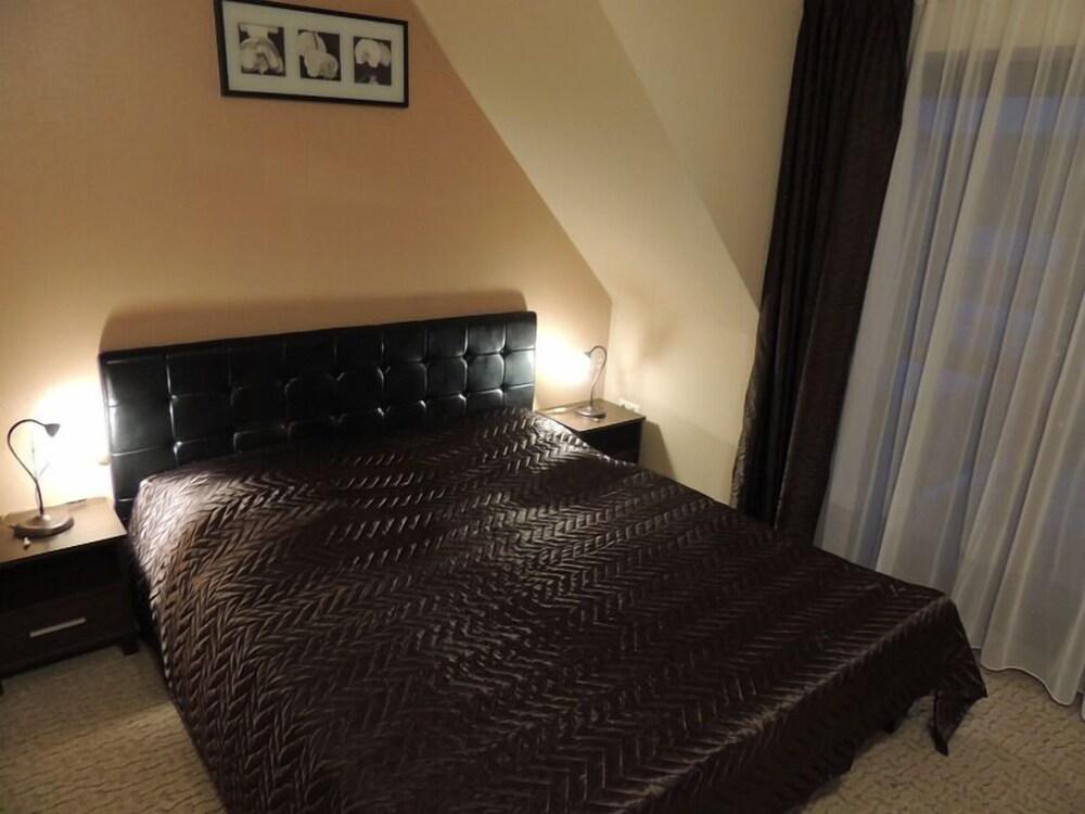 Bajor Panzio Buek-Buekfuerdo, Adults Friendly 12 Plus Exterior foto