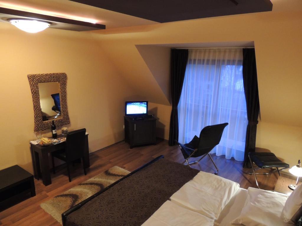 Bajor Panzio Buek-Buekfuerdo, Adults Friendly 12 Plus Cameră foto
